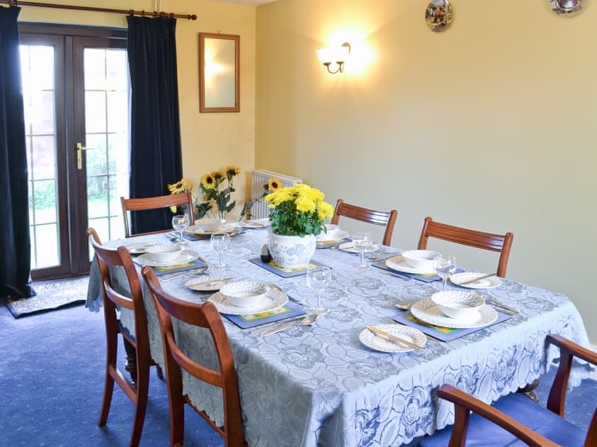 Dining Area | Granny Bond’s Farmhouse, Buckland Brewer