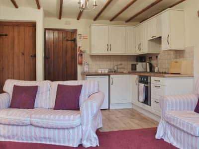 Mill Farm Cottages - Cherry Tree Cottage, Cottages in Buxton & Bakewell | Derbyshire Cottages