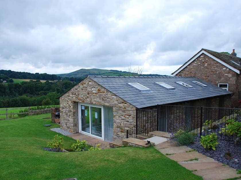 Shallcross Hall Cottages - Combs, Whaley Bridge near Buxton