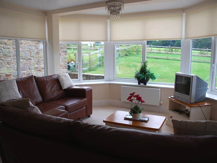 Shallcross Hall Cottages - Blackbrook, Whaley Bridge near Buxton