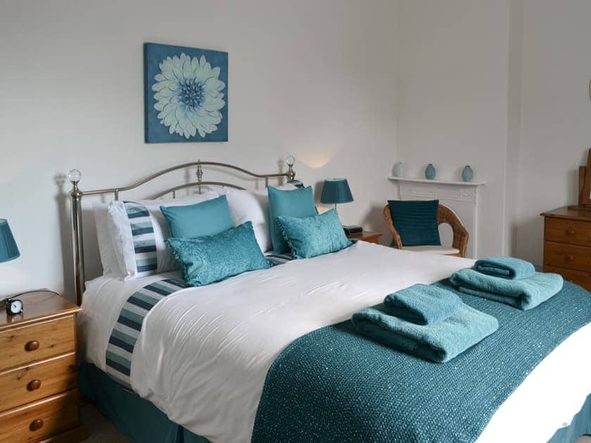 Double bedroom | Violet Cottage, Embleton, near Alnwick
