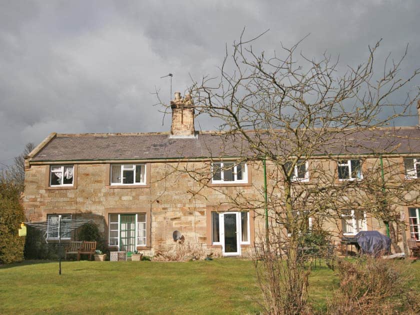 Red Steads Cottage, Howick near Craster