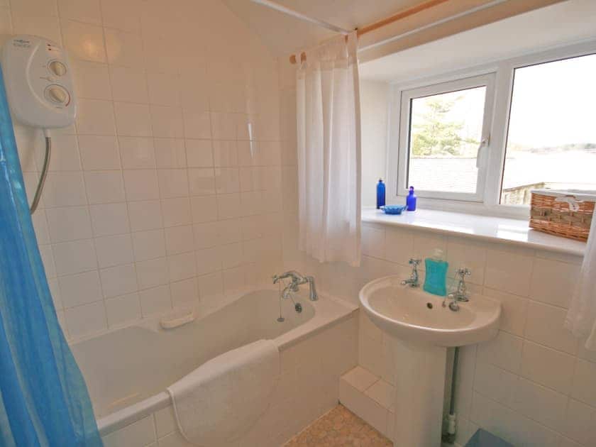 Bathroom | Red Steads Cottage, Howick near Craster