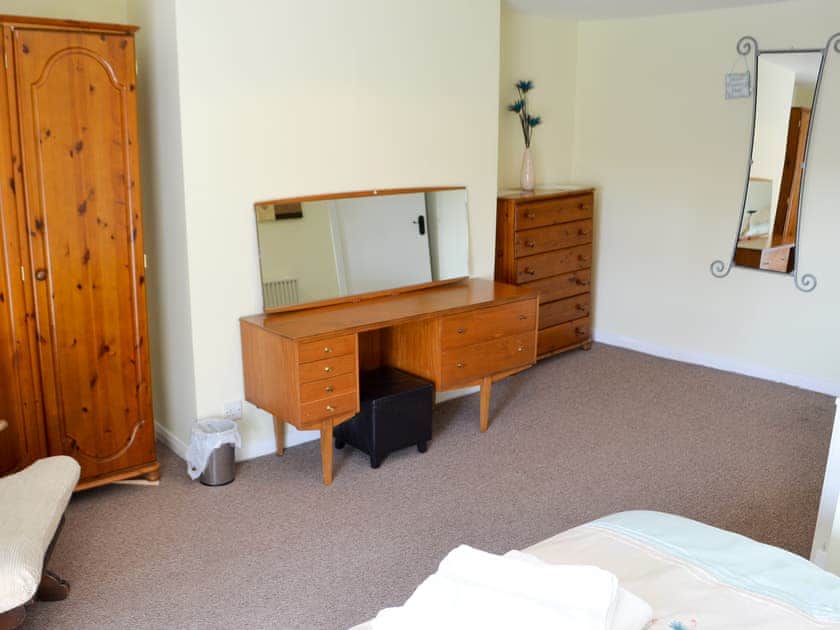 Double bedroom | Machin Cottage, Bellingham