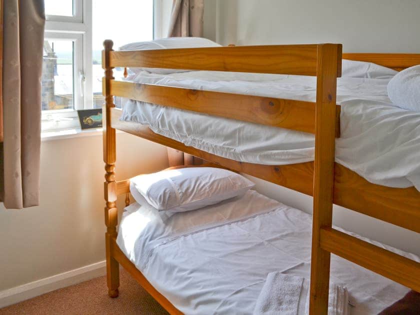 Bunk bedroom | Machin Cottage, Bellingham