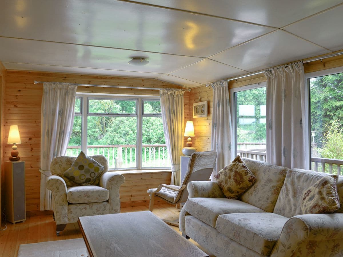 Henry's Lodge - Image 3