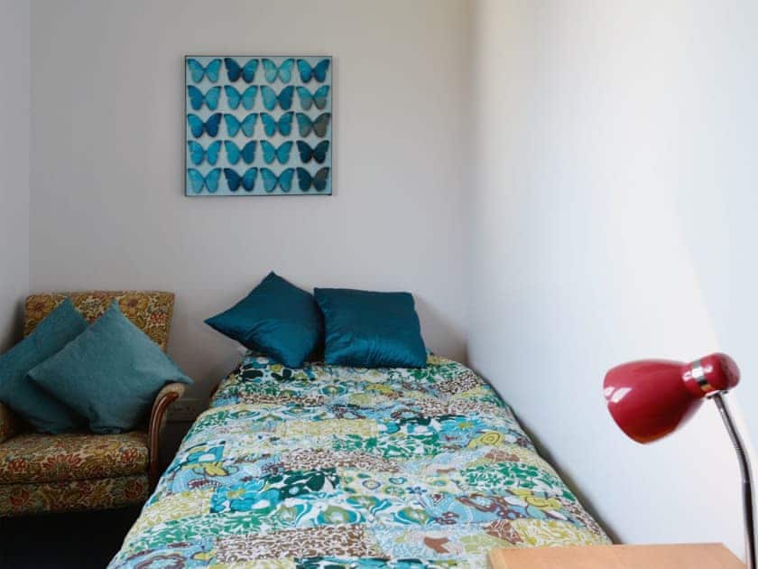 Single bedroom | Shelterstone, Elgin