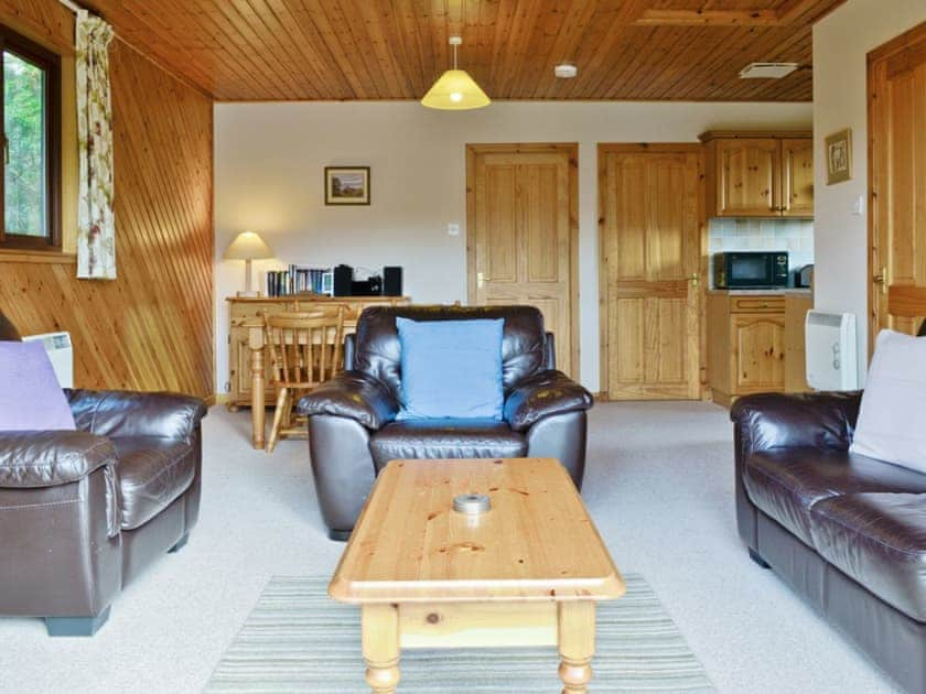 Open plan living/dining room/kitchen | Achaneich Chalet, Spean Bridge near Fort William