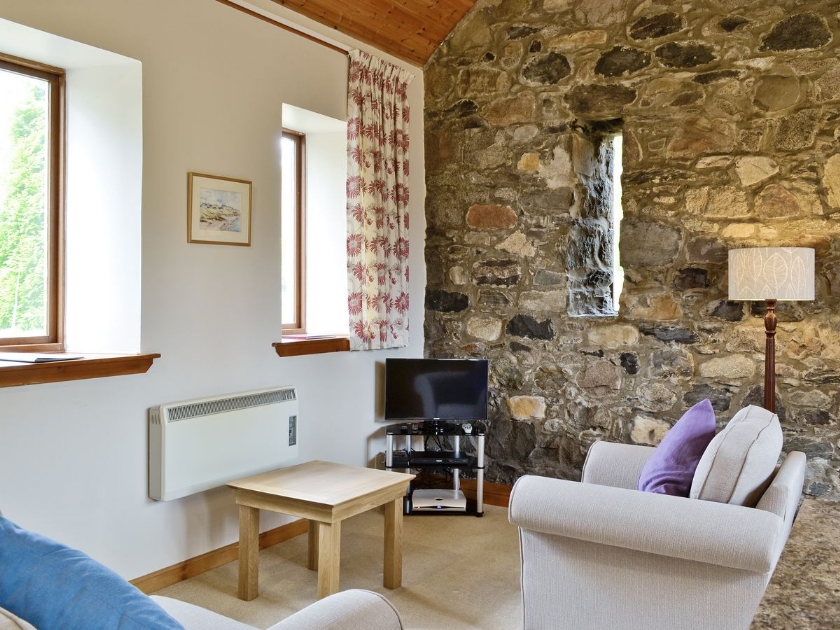Open plan living/dining room/kitchen | Achaneich Stable Cottage, Spean Bridge near Fort William
