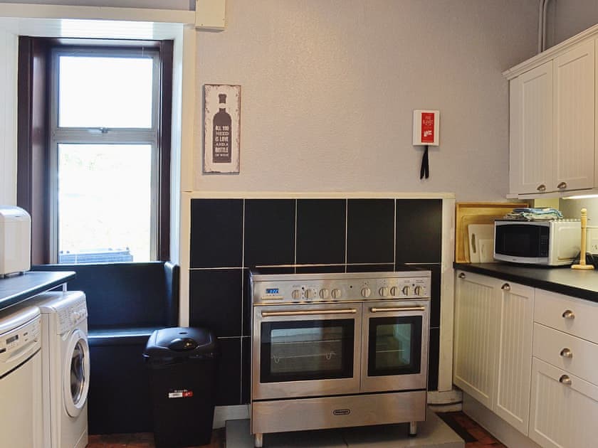 Kitchen | Airy Cottage, Kames, Tighnabruaich