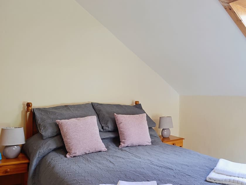 Double bedroom | Airy Cottage, Kames, Tighnabruaich