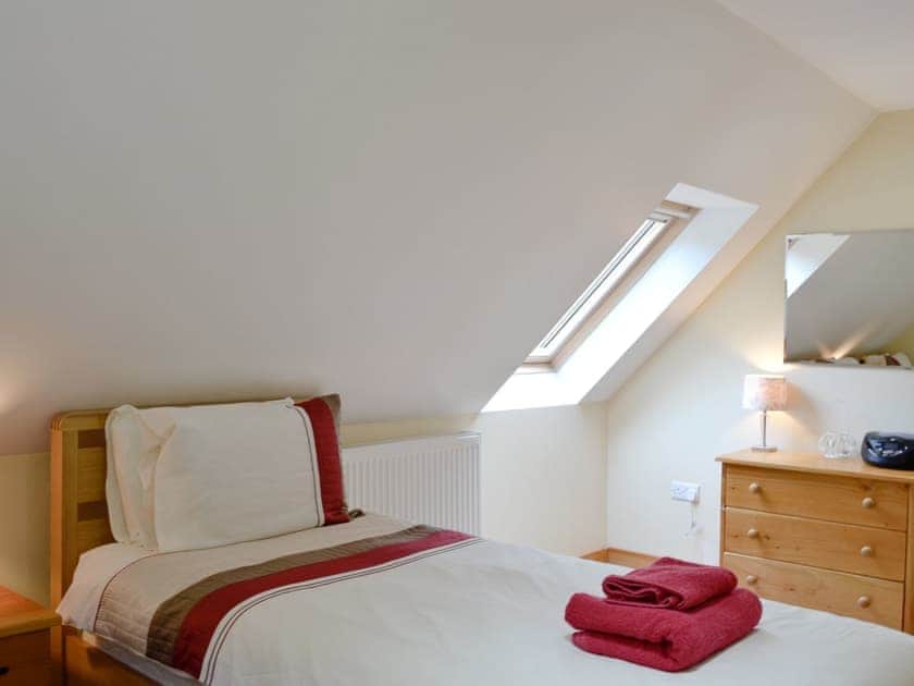 Twin bedroom | Benmore Stable, Benmore near Dunoon