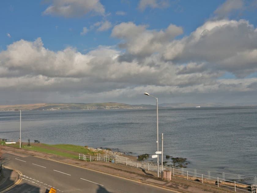 Apartment Sea View, Kirn, by Dunoon