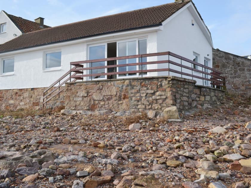 Exterior | Sandy Sorlands Beach House, Cellardyke