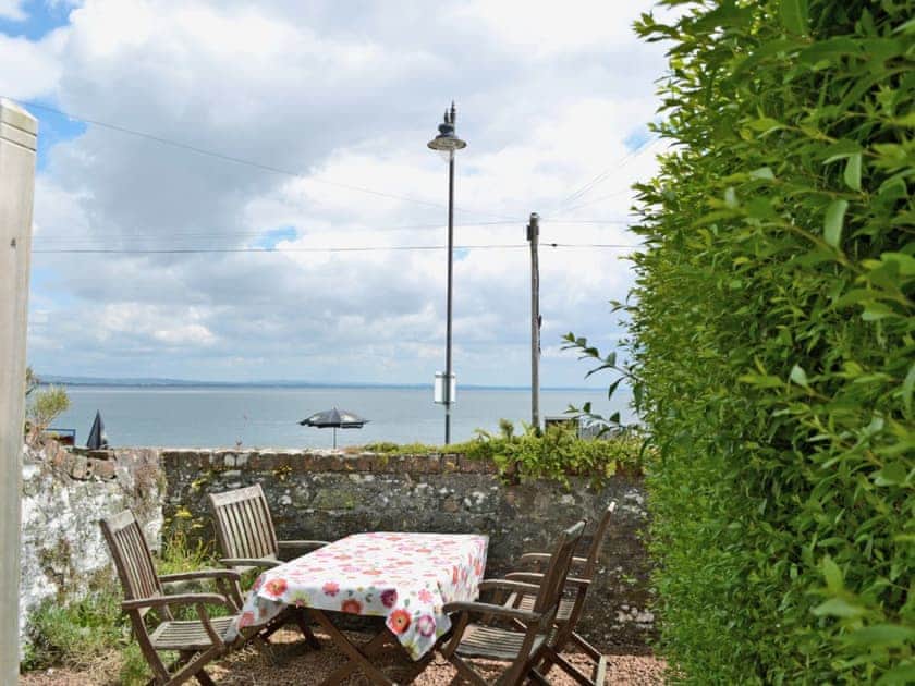 Sitting-out-area | Coastguard&rsquo;s Cottage, Carsethorn near Dumfries
