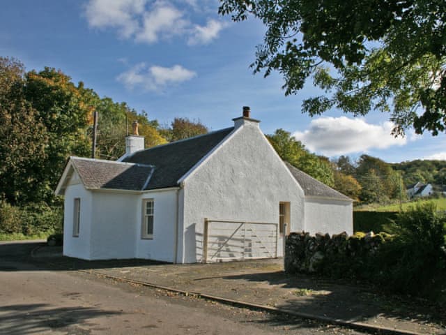 Auchalton Toll Cottage Ref Cc539025 In Crosshill Near Maybole