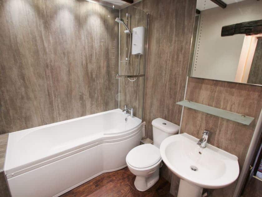 Bathroom | Stonecroft, Middleham near Leyburn