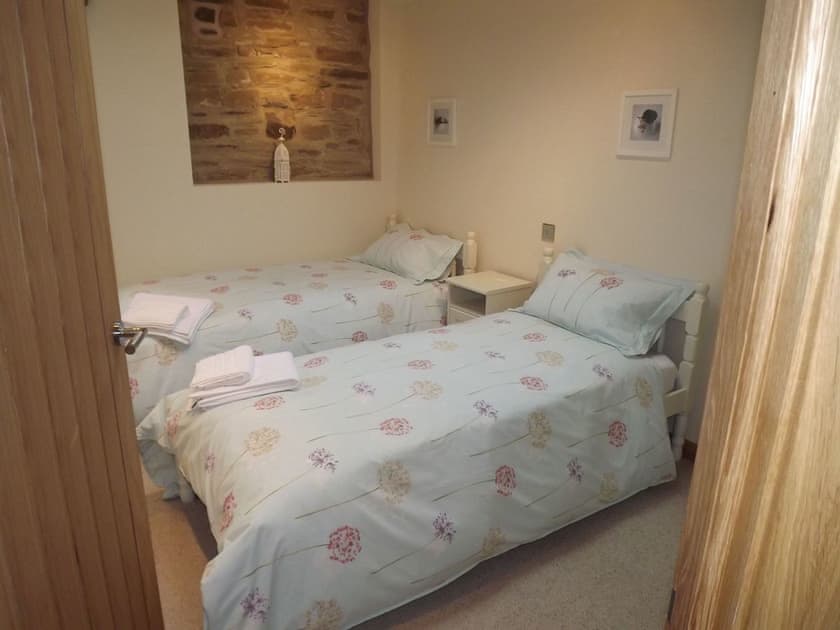Bronte Barn, (Luxury), Oldfield near Haworth
