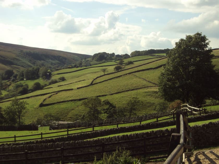 Bronte Barn, (Luxury), Oldfield near Haworth