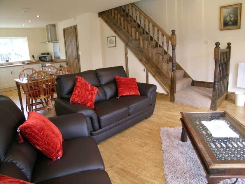 Roe Cottage - Fallow House and Roe Cottage, Paythorne, near Skipton