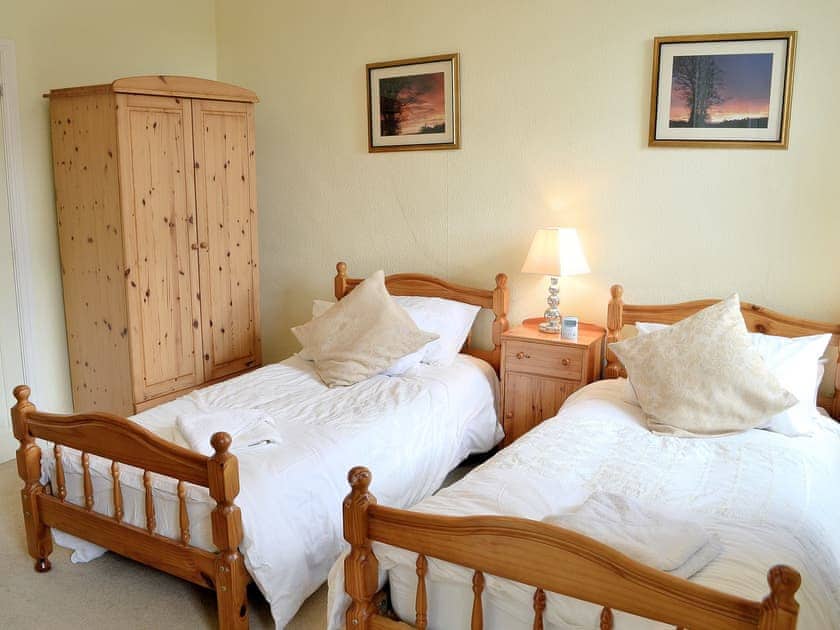 Twin bedroom | Winville Cottage, Askrigg