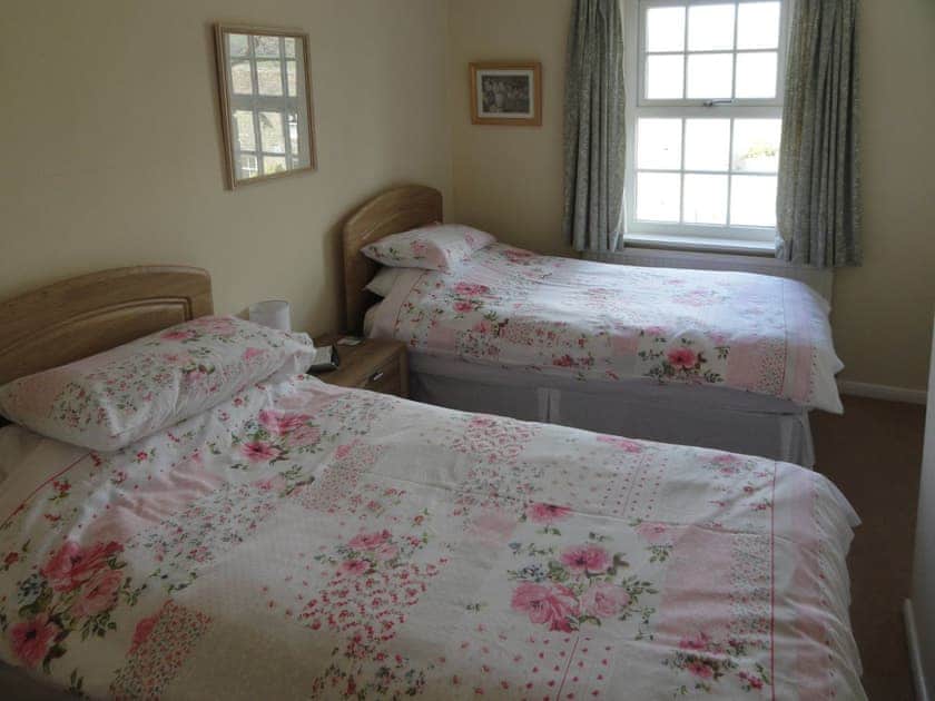 Twin bedroom | Springwood, Worton near Askrigg