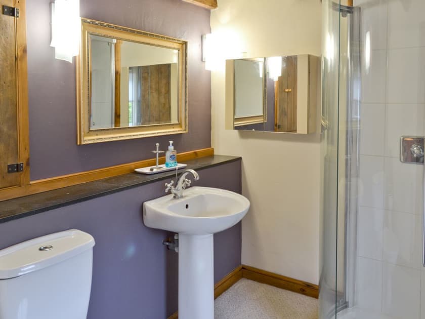 Shower room | Spring Farm Barn, Grindale near Bridlington