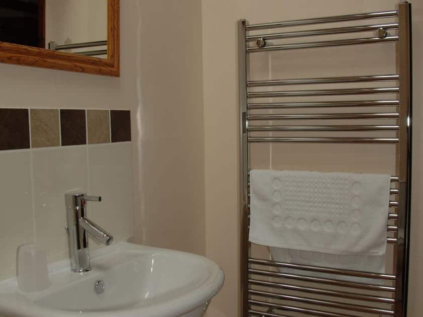 Bathroom | Elm Tree Cottage, Kirkbymoorside