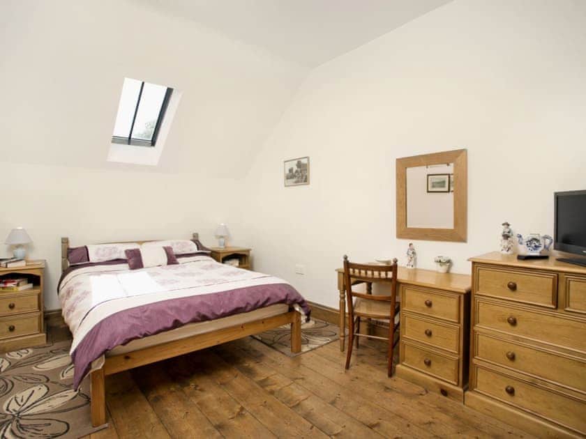 Double bedroom | Newbiggin Hall Cottages - Acorn Cottage, Aislaby near Grosmont and Whitby