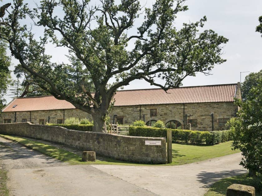 Exterior | Newbiggin Hall Cottages - Acorn Cottage, Aislaby near Grosmont and Whitby