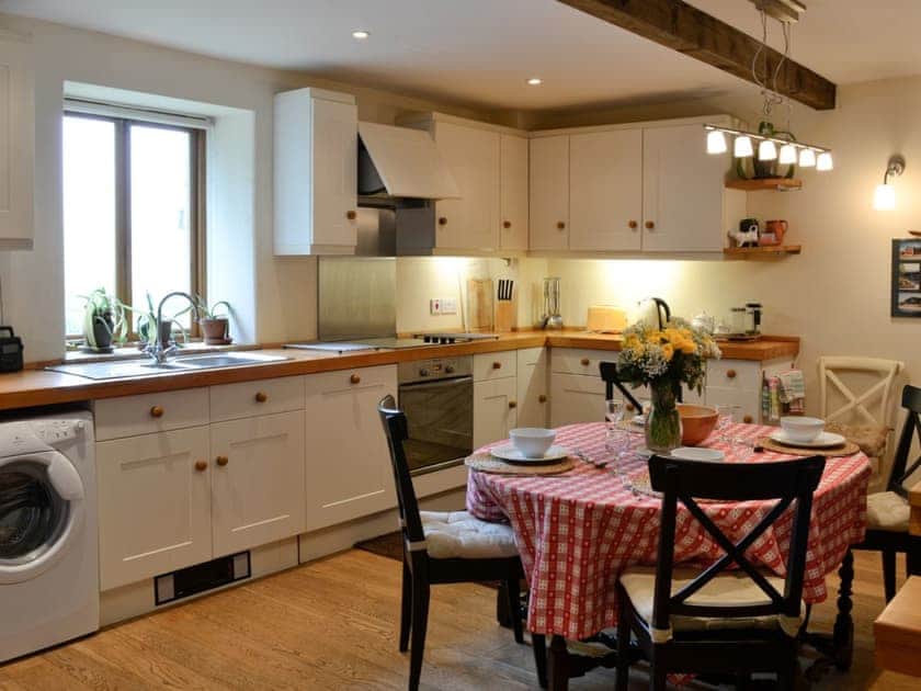 Kitchen/dining room | Hollyhock Cottage, Thorns near Hawes
