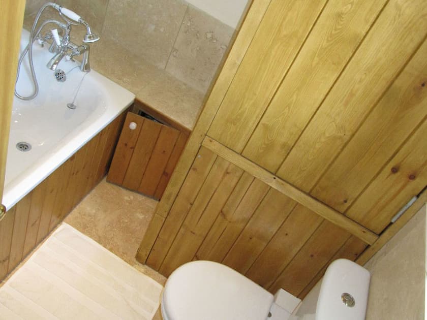 Bathroom | Hollyhock Cottage, Thorns near Hawes