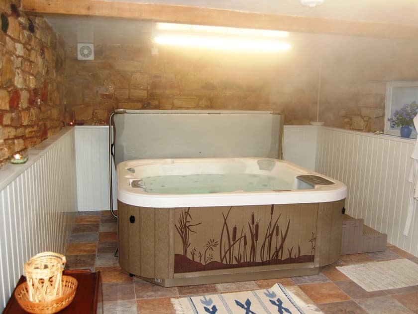 Relaxing hot tub | The Bird Bath, Wreay near Carlisle