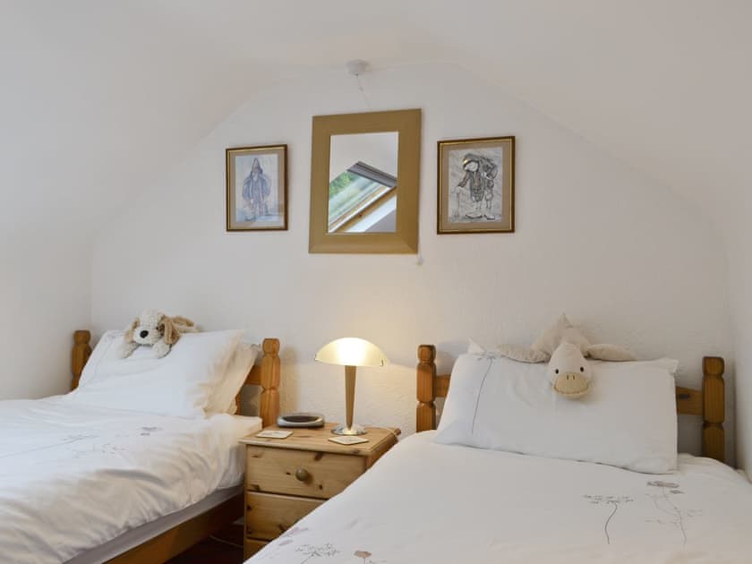 Twin bedroom | Bobbin Cottage, Keswick