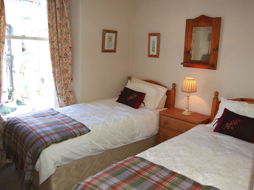 Twin bedroom  | Brundholme, Keswick