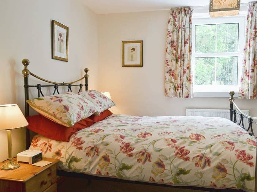 Double bedroom | Joan’s Cottage, Seldom Seen near Thornthwaite