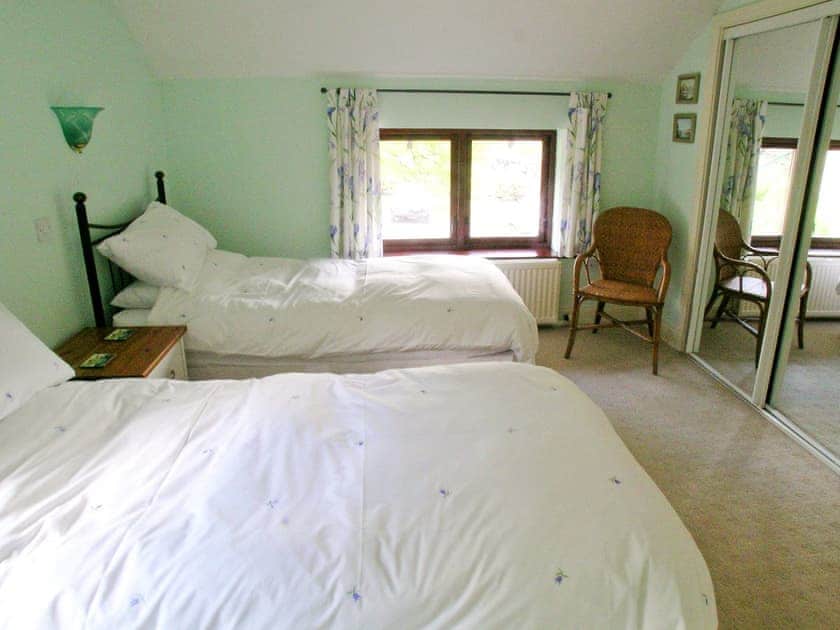 Twin bedroom | Bank End, Glenridding, nr. Ullswater