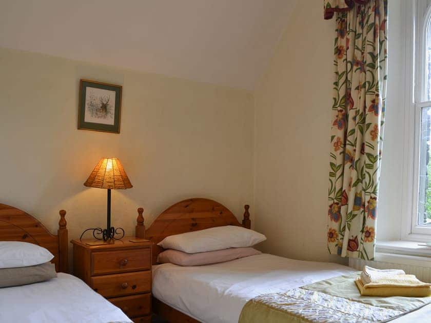 Twin bedroom | 1 School Cottages, Troutbeck Bridge