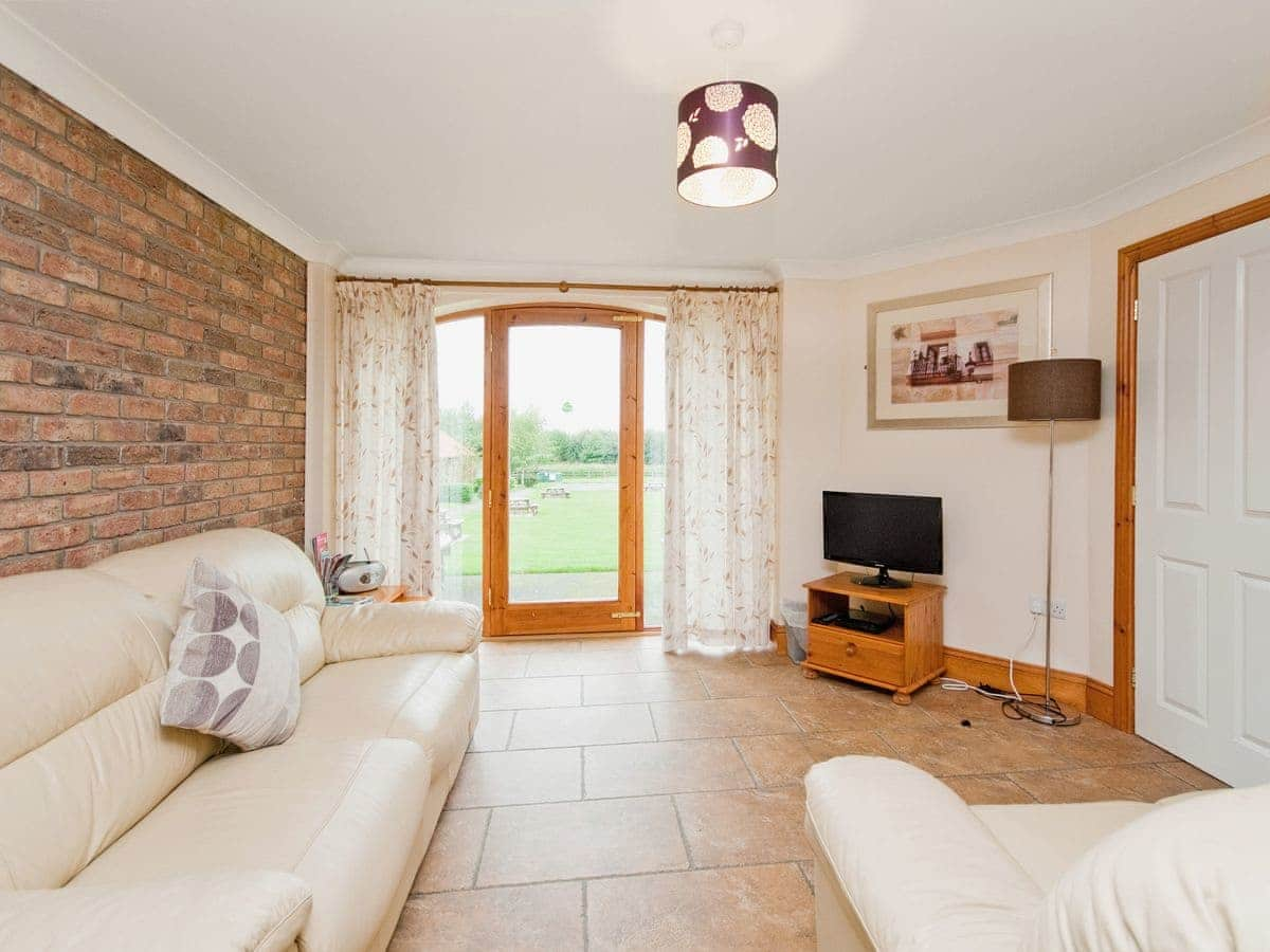 Filey Holiday Cottages Close Cottage Ref W41944 In Filey