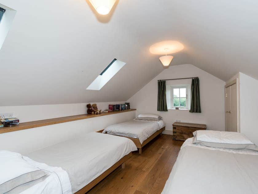 Twin bedroom | Waitby School, Waitby near Kirkby Stephen