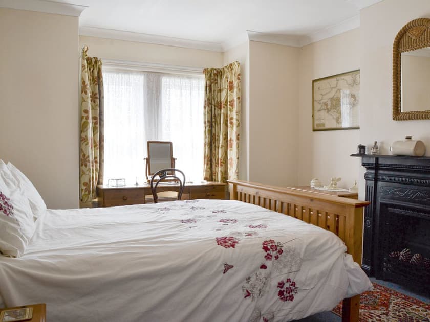 Relaxing double bedroom | Rosedene, Bembridge