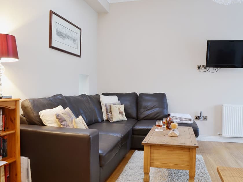 Open plan living/dining room/kitchen | Castle Dairy - Castle Cottages, Ceres, near St Andrews