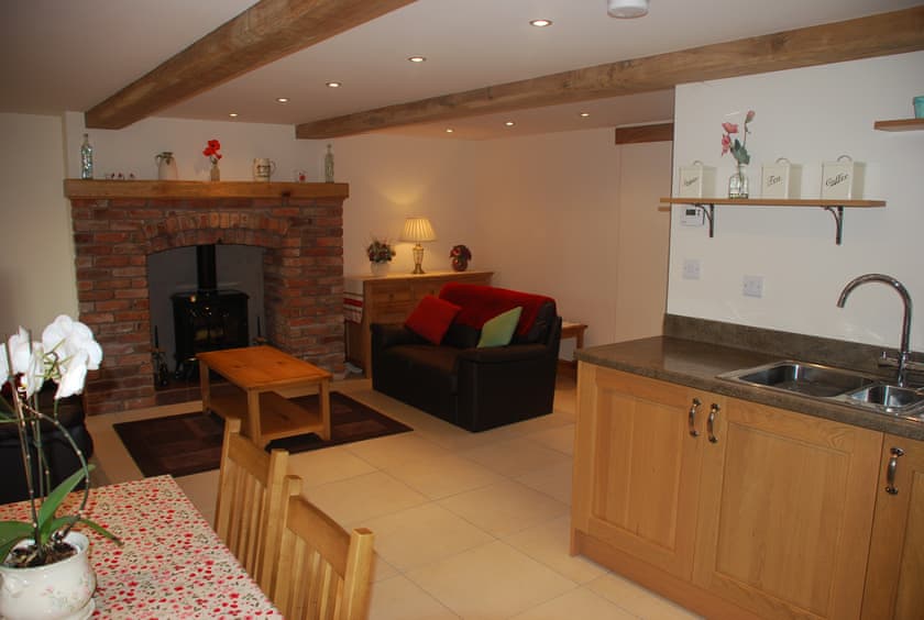 Swallows Barn Cottage, North Rode