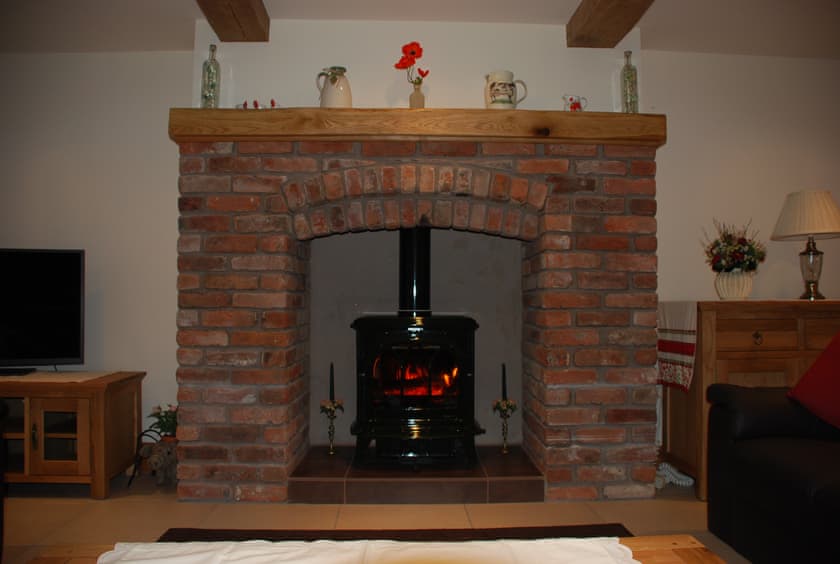 Swallows Barn Cottage, North Rode