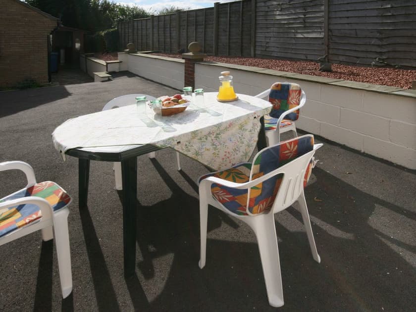 Sitting-out-area | Galeforce, Scarborough