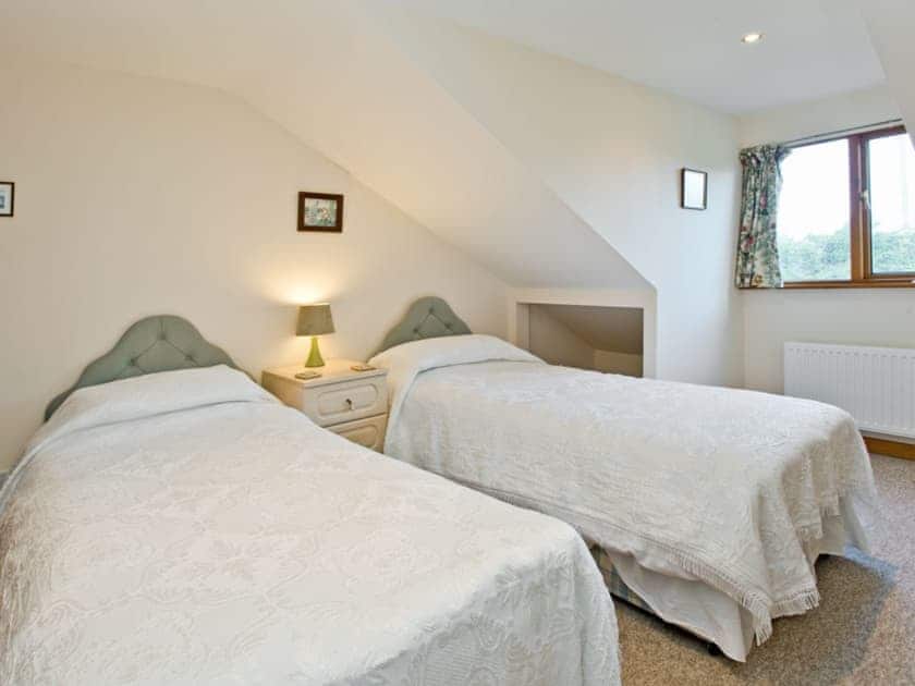 Twin bedroom | Wayford Bridge Granary - Coot, Wayford Bridge, nr. Stalham