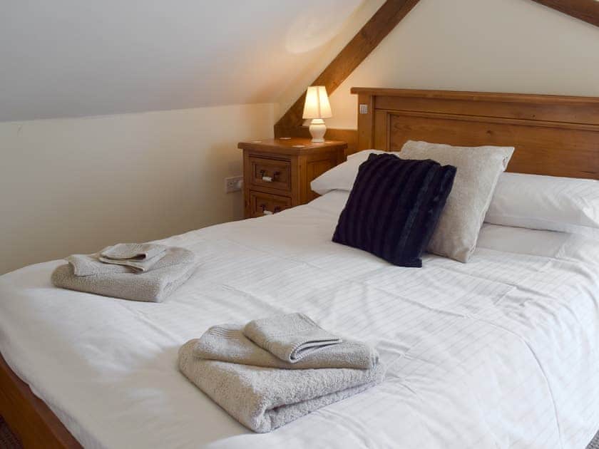Double bedroom | Bay, Catfield