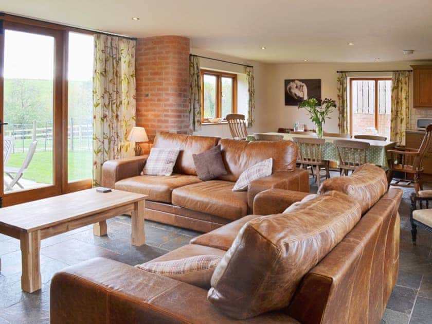 Open plan living/dining room/kitchen | Manor Farm Barns - The Old Workshop, Crimscote, nr. Newbold