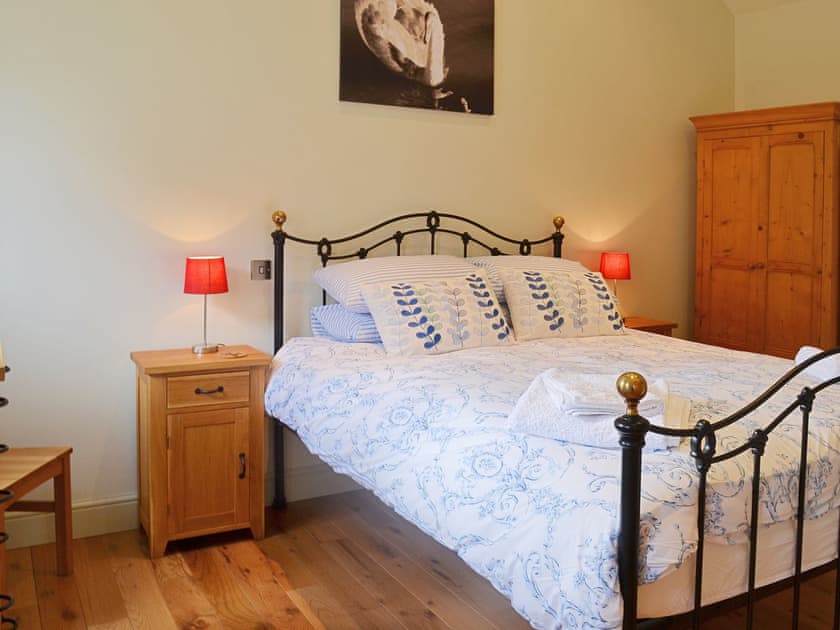 Double bedroom | Manor Farm Barns - Jumbo’s Stable, Crimscote, nr. Newbold