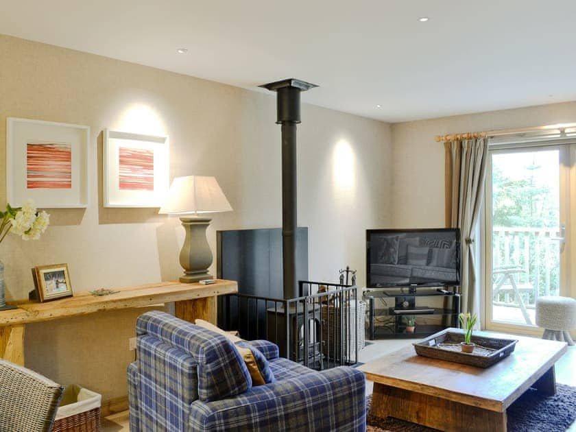 Open plan living/dining room/kitchen | Ness Castle Estate - Weir Cottage, Inverness